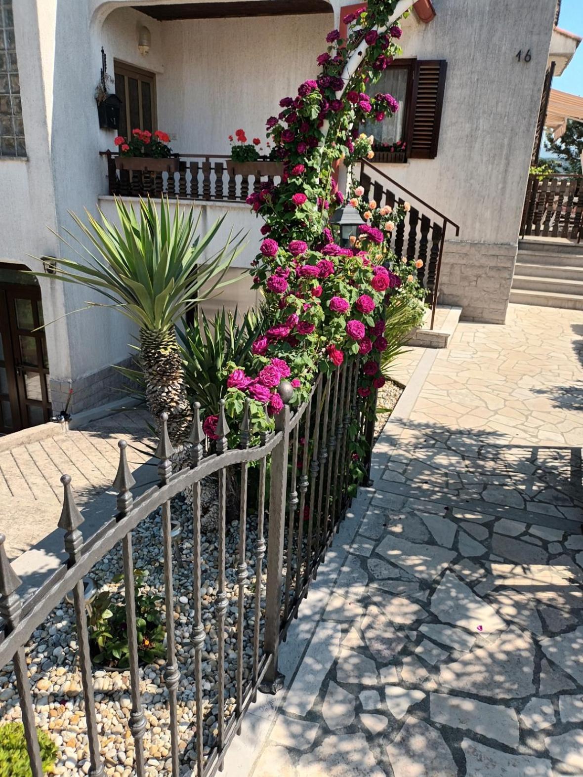Apartments Peric Opatija Exterior foto